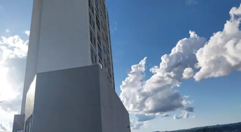 Corpo de Bombeiros combate princípio de incêndio em apartamento