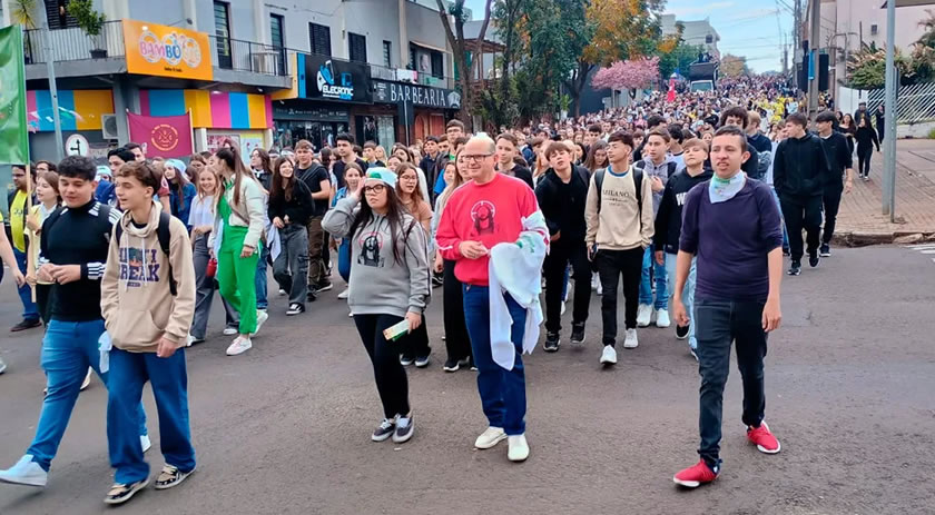 Jovens participam do Jubileu diocesano