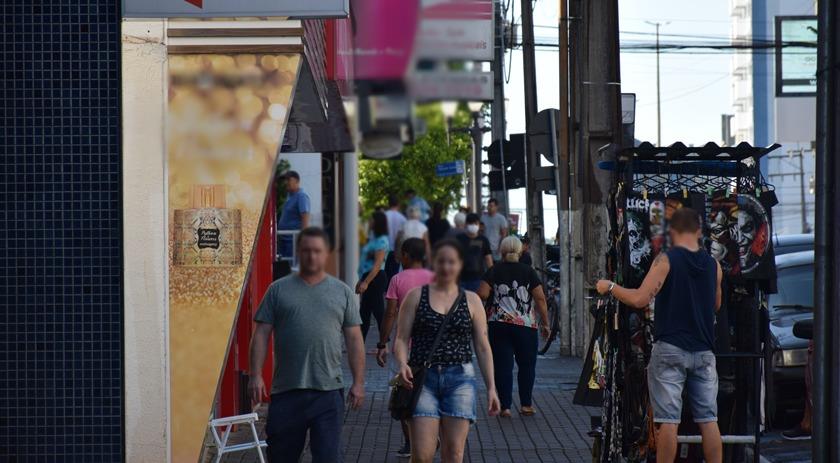 SC terá 'novo' decreto de combate à pandemia para junho; veja como deve ficar