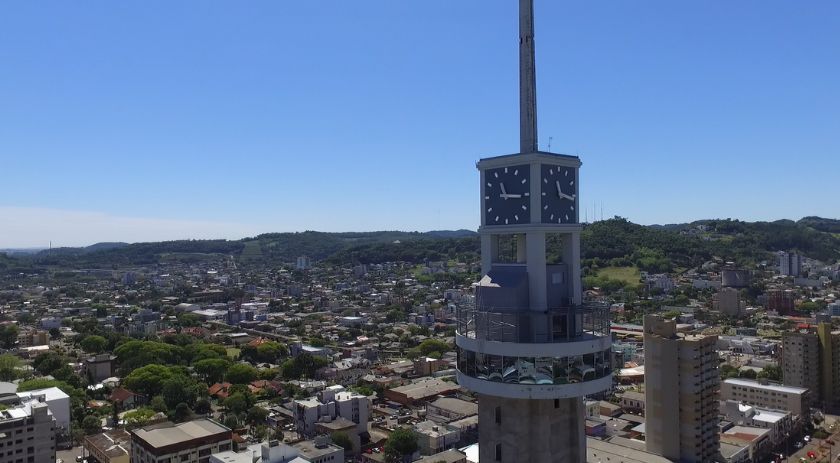 Paraná tem 13 cidades entre as 100 mais competitivas do Brasil, aponta ranking nacional