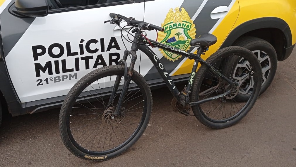 Polícia Militar apreende bicicleta encontrada abandonada em área de mata