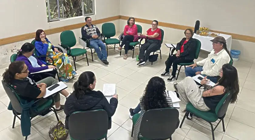 Horta comunitária promove planejamento e diálogo sobre saúde mental