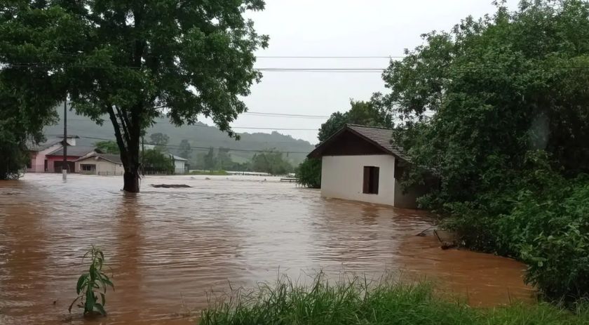 Novos temporais matam quatro pessoas no Rio Grande do Sul