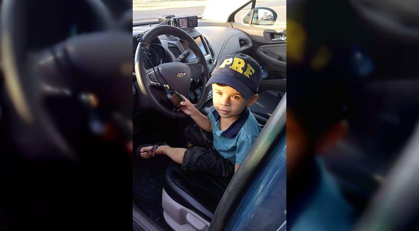 Criança de 3 anos,  realiza sonho de conhecer a PRF