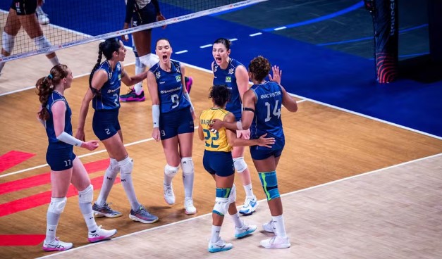 Brasil derrota a Itália em jogo emocionante e garante vaga na final da Liga das Nações Feminina de vôlei