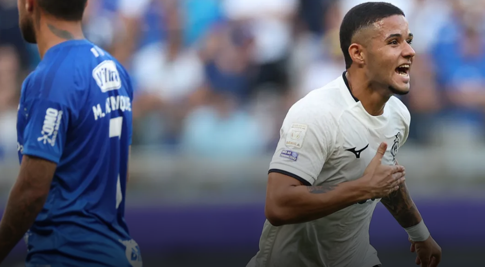 Botafogo vence o Cruzeiro no Mineirão e entra na briga por vaga na Libertadores