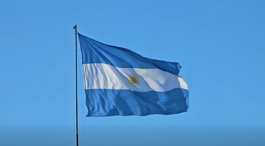 Argentina poderá expulsar estrangeiros por discursos de ódio contra o país após decreto de Milei