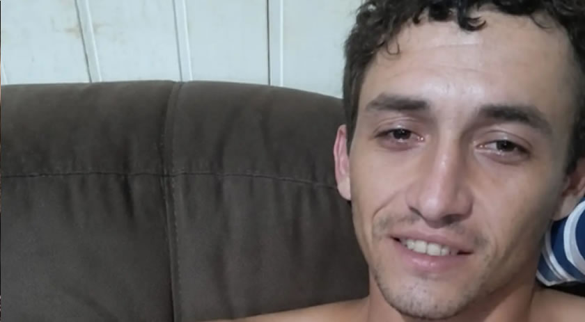Homem é encontrado morto dentro de residência e enteado é apontado como autor