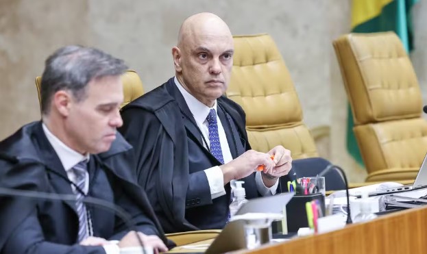 Fachin retira do inquérito das fake news pedido de Moraes para investigar Mendonça