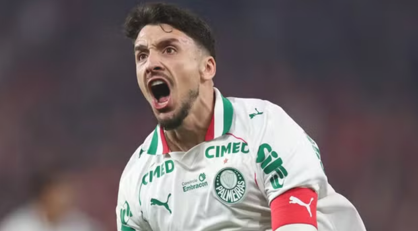 Palmeiras vence o Athletico-PR fora de casa e assume liderança provisória do Brasileirão