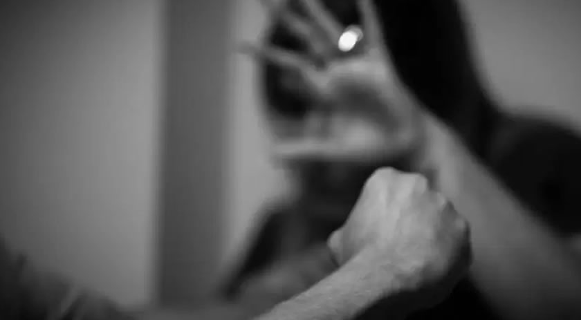 Homem é preso por atear fogo nas roupas e agredir mulher a socos