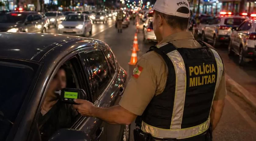 Motoristas alcoolizados podem enfrentar multa de até R$ 29 mil e longa suspensão da CNH
