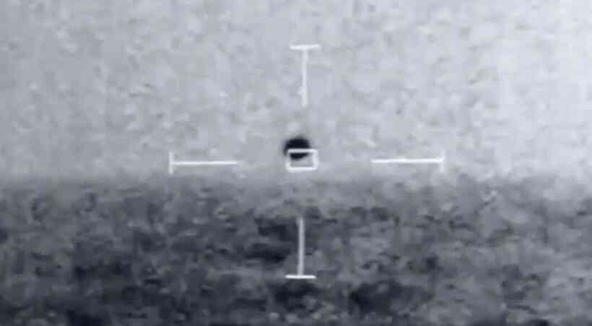 Militares flagram OVNI na Califórnia, nos EUA; veja vídeo