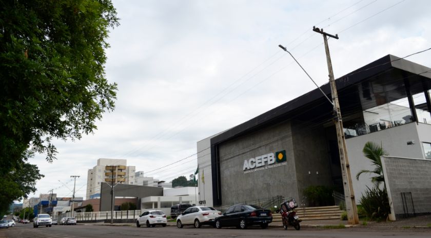 Acefb dá pausa e volta a atender dia 8 de janeiro