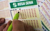 Três apostas acertam seis dezenas da Mega-Sena e vão dividir R$ 104,5 milhões