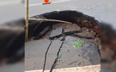 PR-592 é totalmente interditada após chuvas provocarem afundamento da pista no Sudoeste do Paraná