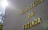 Governo prevê falta de até R$ 30 bilhões para manter políticas públicas nos próximos anos