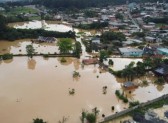 Sobe para 105 mil número de pessoas atingidas por temporais no Paraná em seis dias, diz Defesa Civil