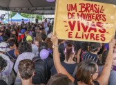 Órfãos de vítimas de feminicídio terão direito a pensão do INSS