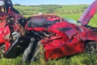 Mulher fica ferida após capotamento na BR-163