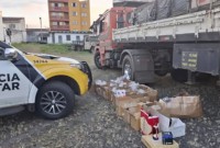 Polícia Rodoviária apreende carga milionária de cigarros e eletrônicos na BR-153