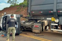 Mulher morre e quatro pessoas ficam feridas em grave colisão na PR-180
