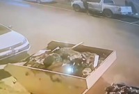 Caminhonete é furtada em frente à APAC no centro de Barracão; ação foi registrada por câmeras