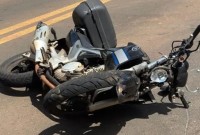 Acidente entre moto e caminhão é registrado no Contorno Norte