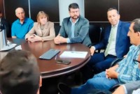 Em reunião no DER, deputada Luciana cobra soluções para a PR-182, em Manfrinópolis