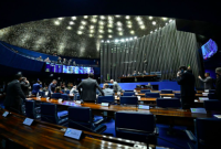 Aumento de deputados é aprovado no Senado com votação mínima e restrição orçamentária