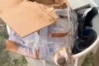 Cachorro é encontrado preso em caixa dentro de lixo em Guarapuava