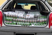 Veículo carregado com 750 pacotes de cigarros é apreendido na PR-182