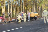 Colisão entre três veículos deixa idoso gravemente ferido na PR-180, em Rio Tuna