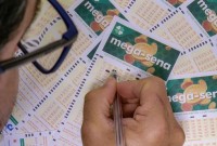 Ninguém acerta a Mega-Sena e prêmio acumulado vai a R$ 30 milhões