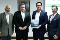 Ratinho Junior se reúne com representantes dos EUA para fortalecer parcerias no Paraná