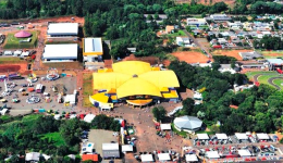 Diversão garantida: domingo promete esportes, brinquedos e até drones no centro de eventos