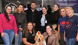 Lei garante cães terapeutas em ambientes de saúde