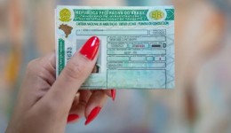 Governador sanciona lei que cria o programa CNH Social no Paraná