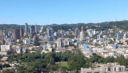 Quanto custa viver sozinho em Francisco Beltrão em 2026?