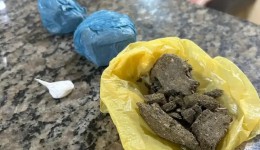 Mulher é presa por tráfico e volta ao regime fechado