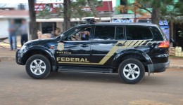 PF realiza operação contra tráfico interestadual de drogas em SC; Dionísio Cerqueira é um dos alvos