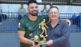 Aesupar premia dois jogadores de Marmeleiro