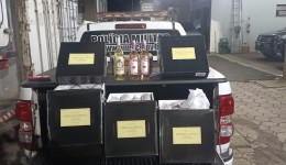 Polícia Militar apreende 79 garrafas de vinho sem documentação aduaneira