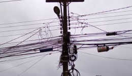 Copel realiza obras na rede elétrica e mais de 3 mil unidades ficam sem energia