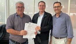 Prefeitura obtém licença do IAT para limpeza de rios da cidade