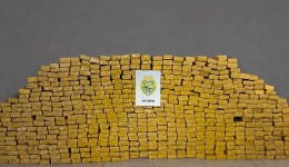 Operação integrada apreende quase 500 quilos de maconha e prende três homens em Pinhão