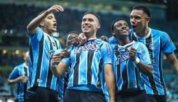 Com imposição, Grêmio bate Atlético-MG na Arena
