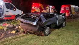 Grave capotamento deixa feridos em Enéas Marques