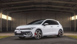 Volkswagen abre novo lote do Golf GTI no Brasil por R$ 430 mil