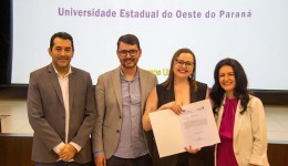 Unioeste dá posse a mais de 100 novos servidores